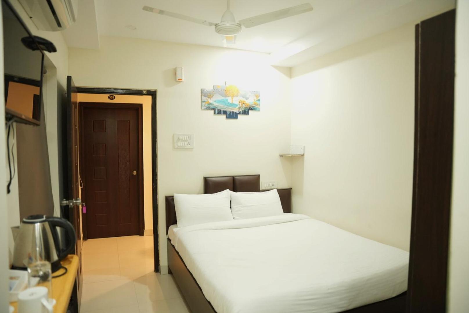 Da Lara Suites Kondapur  Exterior photo