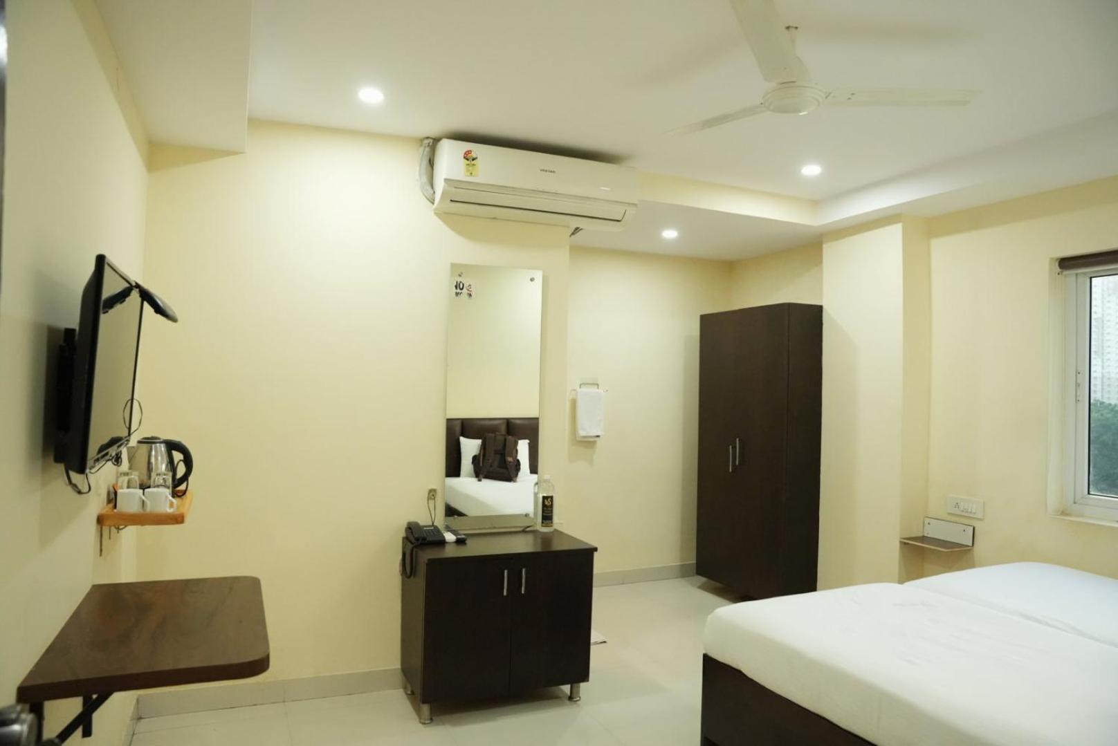 Da Lara Suites Kondapur  Exterior photo