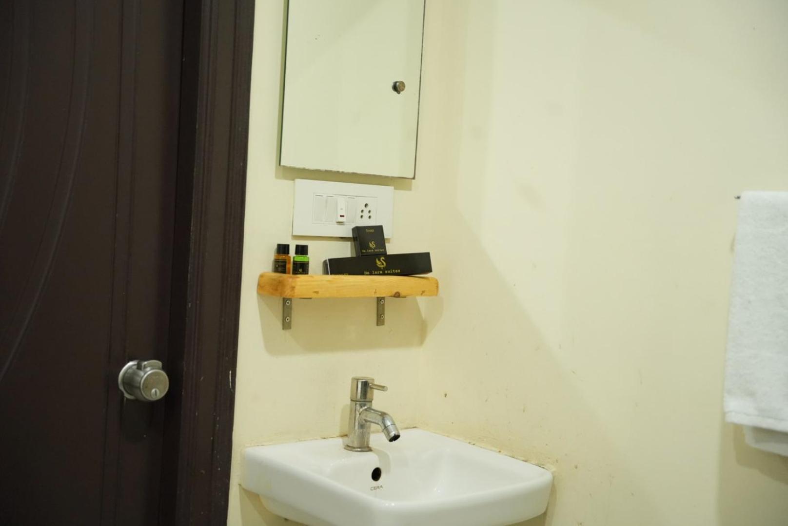 Da Lara Suites Kondapur  Exterior photo